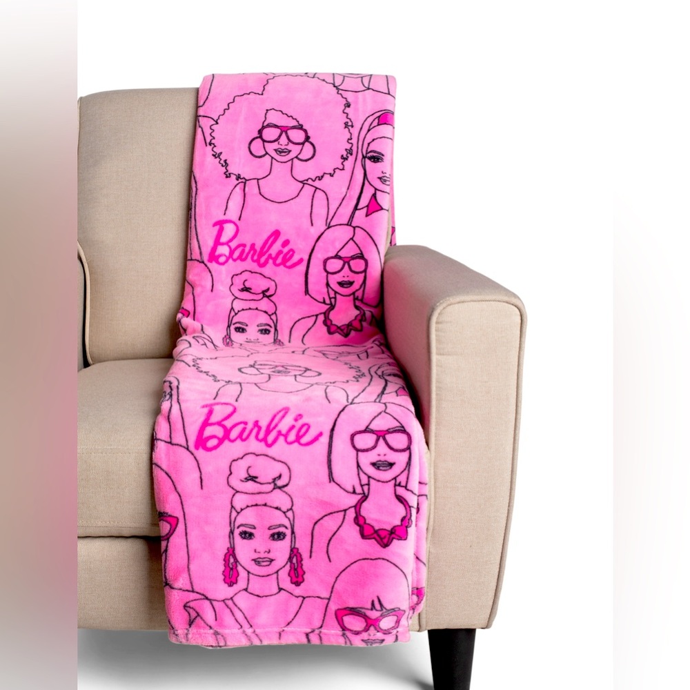 Very beautiful Barbie throw blanket new